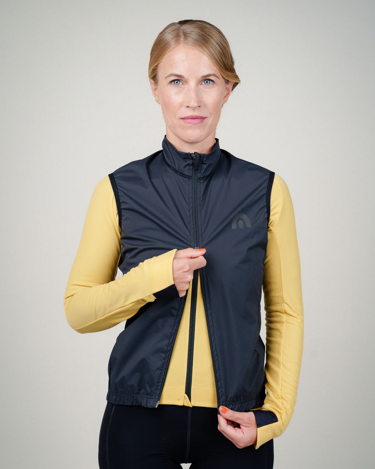Women's Lightweight Hybrid Wind Vest