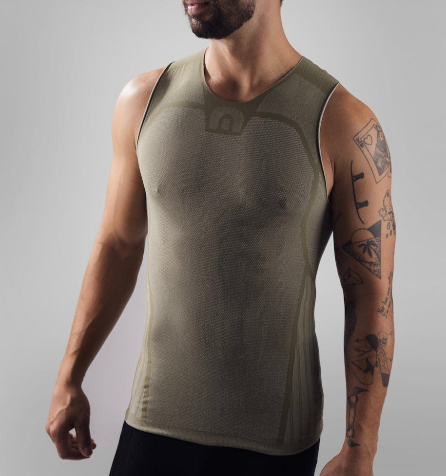 Sleeveless Base Layer w/Drynamo